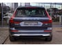 Volvo XC60 2.0 B5 Inscription | Stoel & Stuurverwarming | Google | Adaptieve Cruise + Pilot Assist | Parkeersensoren + Camera | Keyless Entry | Elek. Achterklep | Panorama Dak | Elek. Stoelen & Geheugen