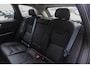 Volvo XC60 2.0 B5 Inscription | Stoel & Stuurverwarming | Google | Adaptieve Cruise + Pilot Assist | Parkeersensoren + Camera | Keyless Entry | Elek. Achterklep | Panorama Dak | Elek. Stoelen & Geheugen