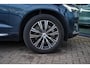 Volvo XC60 2.0 B5 Inscription | Stoel & Stuurverwarming | Google | Adaptieve Cruise + Pilot Assist | Parkeersensoren + Camera | Keyless Entry | Elek. Achterklep | Panorama Dak | Elek. Stoelen & Geheugen