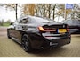 BMW 3-Serie M340i xDrive High Executive Edition AUTOM/ADAP CRUISE/AIRCO-ECC/NAVI/CARPLAY/PANO DAK/NL-AUTO/LEDER/CAMERA/STOEL VERW