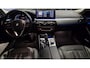 BMW 5-Serie 530e Executive | 360 Camera | Glazen schuif-/kanteldak | Facelift