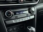 Hyundai Kona 1.6 GDI HEV Premium | Achteruitrij Camera | Adaptive Cruise | Lederen Bekleding | Navigatie | Lane Assist | Elektrische Stoelen |