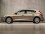 Ford Focus 1.0 EcoBoost Titanium Automaat (APPLE CARPLAY, GROOT NAVI, STUUR/STOELVERWARMING, ADAPTIVE CRUISE, SPORTSTOELEN, CLIMATE, TREKHAAK, GETINT GLAS, CAMERA, NIEUWE APK, NIEUWSTAAT)
