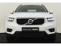 Volvo XC40 T2 AUT. MOMENTUM CORE -NAVI|CARPLAY|CRUISE|ELEK.ACHTERKLEP|VERW.VOORRUIT|AUTOMAAT