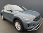 Volkswagen T-Roc 1.5 TSI 150 PK Life Business DSG Automaat + NAVI + CLIMA + CRUISE + STOELVERWARMING + PDC + LMV