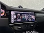 Porsche Cayenne 3.0 E-Hybrid | Sport-Design | 360 Camera | Burmester | Sport-Chrono | Head-Up | Panorama | Nachtzicht | Stoelventilatie | Keyless-Start | Sport-Uitlaat | 21 inch | Stoelverwarming V+A | Leder | Trekhaak | Luchtvering | Memory | Sfeerverlichting | Dodehoek | Active Safe |