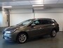 Opel Astra Sports Tourer 1.4 Innovation 140pk 1400kg trekgewicht, Navigatie, Clima controle, Cruise controle, Achteruitrijcamera, Elek ramen V/A, Deels leder, Xenon verlichting, Trekhaak, Full options, Nederlandse auto, Ex eerste eigenaar!! Bovag afleverpakket 695,-
