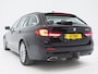 BMW 5-Serie Touring 530e High Executive | Camera | Trekhaak | Sfeerverlichting | Keyless | Leder | Virtual | Carplay