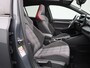 Volkswagen Golf 2.0 TSI GTI 265 PK | Facelift | Panoramadak | Head-Updisplay | Stoelverwarming |Verlicht Volkswagen-Logo Voor | Black Style | Achteruitrijcamera | LED Matrix
