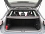 Volkswagen Golf 2.0 TSI GTI 265 PK | Facelift | Panoramadak | Head-Updisplay | Stoelverwarming |Verlicht Volkswagen-Logo Voor | Black Style | Achteruitrijcamera | LED Matrix
