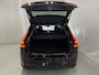 Volvo XC60 2.0 T8 Plug-in hybrid AWD Ultra Black Edition Luchtvering Panorama Trekhaak Harman Kardon 360º view 21inch Memo Stoelen Leer Apple CarPlay