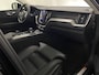 Volvo XC60 2.0 T8 Plug-in hybrid AWD Ultra Black Edition Luchtvering Panorama Trekhaak Harman Kardon 360º view 21inch Memo Stoelen Leer Apple CarPlay