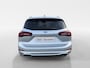 Ford Focus Wagon 1.0 EcoBoost Hybrid ST Line auto staat gepoetst boven