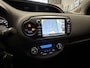 Toyota Yaris 1.5 VVT-i Active ACHTERUITRIJ CAMERA CRUISE CONTROL CLIMATE CONTROL NAVIGATIE ZEER MOOI !!! 3010 DEK