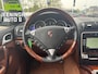 Porsche Cayenne 4.8 Turbo | Youngtimer|Pano|Leer|Memory|Stoelverwarming|AppleCarplay|Achterb. Verwarming|