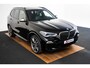 BMW X5 M50i High Executive Trekhaak - Panoramadak - Stoel Massage/Ventilatie - Warmte Comfort Pack - Head up - Harman Kardon - Driving Assistant Professional - Soft close - Comfort Acces - Interieurvoorverwarming -