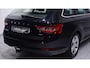 Skoda Superb Combi 1.5 TSI ACT Business Edition Navi Memory Apple Carplay Stoel- en voorruitverwarming Trekhaak NAP Rijklaar!
