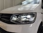 Volkswagen Transporter 2.0 TDI L2H1 DC Highline *LED* Leder / Adapt. Cruise / Carplay / Camera / Trekhaak / Navigatie / 19'' LMV / Org.NL!