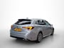 Toyota Corolla Touring Sports Hybrid 140 Dynamic Eerst stickers laten vervangen vervolgens nieuwe foto's Mats foto's maken zonder stickers op deur