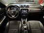Suzuki Vitara 1.6 HIGH EXECUTIVE ACHTERUITRIJCAMERA LEDER/ALCANTARA STOELVERWARMING NAVIGATIE APPLE CARPLAY/ANDROID KEYLESS GO PDC ZEER MOOI !!! Brgl