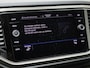 Volkswagen T-Roc 1.5TSI/150PK DSG Style Business · Navigatie · Stoelverwarming · Apple/Android