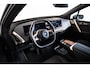 BMW iX xDrive40 Business Edition Plus 77 kWh Sportpakket - Trekhaak - Panoramadak - Multifunctionele stoelen - Warmte Comfortpakket Voor/Achter - Bowers & Wilkins - Parking/Driving Professional - Soft Close -