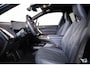 BMW iX xDrive40 Business Edition Plus 77 kWh Sportpakket - Trekhaak - Panoramadak - Multifunctionele stoelen - Warmte Comfortpakket Voor/Achter - Bowers & Wilkins - Parking/Driving Professional - Soft Close -