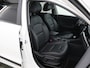 Kia Niro 1.6 GDi Hybrid ExecutiveLine | Trekhaak | Panoramadak | Lederen Bekleding | JBL Audio | Dodehoekdetectie | Stoel/Stuurwielverwarming | Stoelventilatie | Elektrisch bedienbare bestuurdersstoel met geheugenfunctie