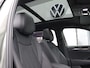 Volkswagen Tayron R-Line-Edition 1.5 eHybrid 200 kW / 272 pk SUV 6 v Trekhaak | B&O | Lederen Bekleding | 360 Camera | LED Matrix | Stoelverwarming en verkoeling | Assistance Pakket Plus | Black Style | Comfort Pakket Plus | Design Pakket | Interieur Style Pakket | Multimedia Pakket Plus | Travel Pakket