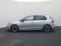 Volkswagen Golf 1.5eTSI/150PK R-Line DSG · Navigatie · Apple/Android · Camera + Parkeersensoren · Garantie t/m 19-09-2026