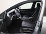 Volkswagen Golf 1.5eTSI/150PK R-Line DSG · Navigatie · Apple/Android · Camera + Parkeersensoren · Garantie t/m 19-09-2026