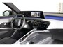 Peugeot 3008 1.6 Plug-In Hybrid 195PK GT | Navi | Clima | Adaptive Cruise | Panoramadak | Stoel- & Stuurverwarming | Achterbankverwarming | Massage | Dodehoeksensoren | Matrix LED | Sfeerverlichting | Alcantara | Alarm | Elektrische Kofferklep | 20" Lichtmetaal | Metallic |