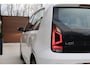 Volkswagen Up! 1.0 BMT move up! 5-deurs - Airco - Bluetooth - Elektrische ramen - 2e eigenaar