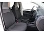 Volkswagen Up! 1.0 BMT move up! 5-deurs - Airco - Bluetooth - Elektrische ramen - 2e eigenaar
