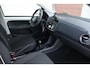 Volkswagen Up! 1.0 BMT move up! 5-deurs - Airco - Bluetooth - Elektrische ramen - 2e eigenaar