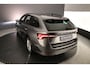 Skoda Octavia Combi Business Edition 1.0 eTSI 110pk DSG Automaat Navigatie, Cruise control, Elektrische achterklep, Parkeersensoren, LED koplampen, Airco, App connect