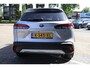 Toyota Corolla Cross 2.0 HYBRID 184PK FIRST-EDITION BLIND-SPOT EL-ACHTERKLEP LM-VELGEN KEYLESS PARK-SENSOREN STOELVERW DRAADLOOS-LADEN AD-CRUISE BLUETOOTH