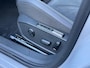 Volkswagen Golf 1.5 eHybrid 204PK DSG Life Edition / Ergo Active Stoel / Digital Cockpit Pro / Getint Glas / 18''LMV / VW