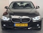 BMW 3-Serie 320i EFFICIENT DYNAMICS UPGRADE EDITION NAVIGATIE ZWART LEDER STOELVERWARMING LM VELGEN 18 INCH ZEER MOOI !!