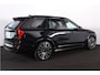 Volvo XC90 T8 Recharge AWD Ultra Dark - Luchtvering - Panorama/schuifdak - IntelliSafe Assist & Surround - 360º Camera - Bowers & Wilkins audio - Verwarmde voorstoelen, stuur & achterbank - Parkeersensoren voor & achter - Elektr. bedienb. voorstoelen met geheugen - Geventileerde voorstoelen - Head up display - Draadloze tel. lader - Extra getint glas - Elektr. inklapbare trekhaak - 22' LMV