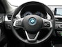 BMW X1 xDrive25e Sportline Plug In Hybrid 221pk Dealer O.H. PHEV | Trekhaak | Panodak | Adaptive Cruise | Camera | Lederen Sportstoelen Memory & Verwarmd | Sfeerverlichting | Navigatie | DAB |