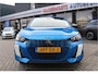 Peugeot 208 * Hybride + Benzine * Automaat * 100 e-DCS6 Allure * Navigatie * 1/2 Lederen Interieur * Climate en Adaptive Cruise Control * Voor en Achter Parkeer Camera * Lichtmetalen Velgen * Vingerhoets; Vierde generatie Eersteklas Service !