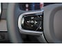 Volvo XC90 T8 Recharge AWD Ultra Dark - Luchtvering - Panorama/schuifdak - IntelliSafe Assist & Surround - 360º Camera - Bowers & Wilkins audio - Verwarmde voorstoelen, stuur & achterbank - Parkeersensoren voor & achter - Elektr. bedienb. voorstoelen met geheugen - Geventileerde voorstoelen - Head up display - Draadloze tel. lader - Extra getint glas - 21' LMV
