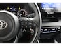 Toyota Yaris 1.5 Hybrid 115 Active /Bi-Tone | Apple Carplay/Android Auto | Zwart dak | Mistlampen voor |