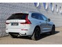 Volvo XC60 2.0 T6 Plug-in hybrid AWD Plus Black Edition | Nappa leder Open Grid | Panoramadak | Visual Park Assist | 6,4 kw Boordlader | Luchtvering | Premium Pack | Preconditioning | Getinte ramen | Headup | Full Led | Driver Assistance | Driver Awareness | 21 Inch | Premium Audio by Harman Kardon | Google Maps | Google Assistant | Blis | Elektrische achterklep | Verwarmbaar stuurwiel | Keyless | Elektrisch verstelbare voorstoelen met geheugen | Stoelverwarming voor en achter