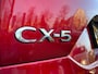 Mazda CX-5 2.0 SkyActiv-G 165 Homura Limited | AUTOMAAT | NED AUTO | 1E EIGENAAR | TREKHAAK | 360 CAMERA | APPLE & ANDROID AUTO | STUUR + STOELVERWARMING | ALL SEASON BANDEN |