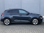 Hyundai Kona Electric EV Fashion 64 kWh / Fabrieksgarantie tot 12-2027 / Accu SoH 100% / Warmtepomp Navigatie / Stuur- en stoelverwarming / Dode hoek detectie / Apple Carplay Android / 17" LM wielen /