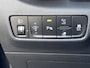 Hyundai Kona Electric EV Fashion 64 kWh / Fabrieksgarantie tot 12-2027 / Accu SoH 100% / Warmtepomp Navigatie / Stuur- en stoelverwarming / Dode hoek detectie / Apple Carplay Android / 17" LM wielen /