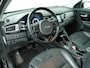 Kia Niro 1.6 GDi Hybrid ExecutiveLine - Lederen bekleding - Stoel- en stuurverwarming - Navigatie - Camera - 12 maanden garantie