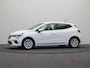 Renault Clio TCe 100pk Bi-Fuel Intens | Parkeersensoren achter | Navigatie | Climate control | Cruise control | Trekhaak |